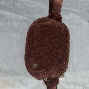 Lululemon Athletica Chocolate Brown Sherpa Bag